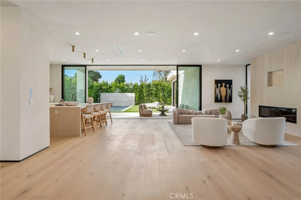 Additional image 88 of 15447 Huston St, Sherman Oaks, CA 91403