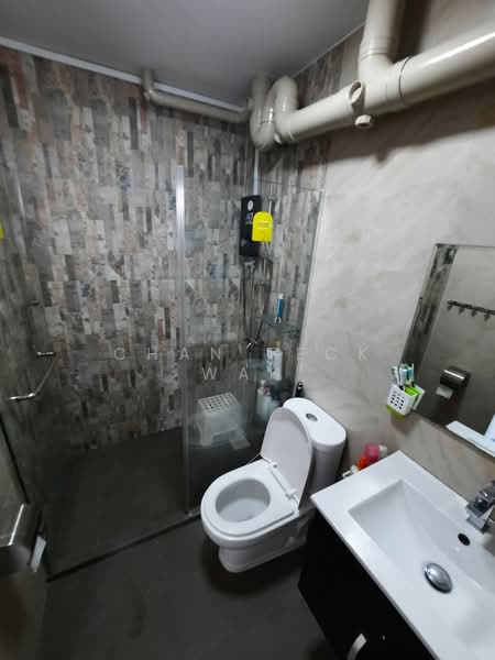 Additional image 9 of 924 Hougang Avenue 9