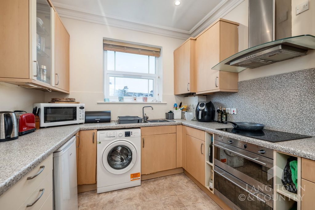 Additional image 2 of 3 bed flat for saleBainbridge Avenue, Hartley, Plymouth PL3