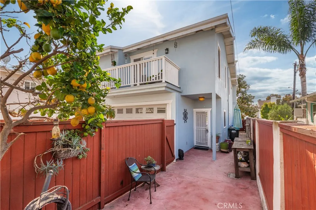 Additional image 28 of 420 S Broadway Unit A, Redondo Beach, CA 90277