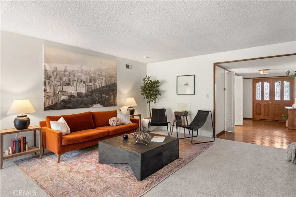 Additional image 37 of 20631 Romar St, Chatsworth, CA 91311
