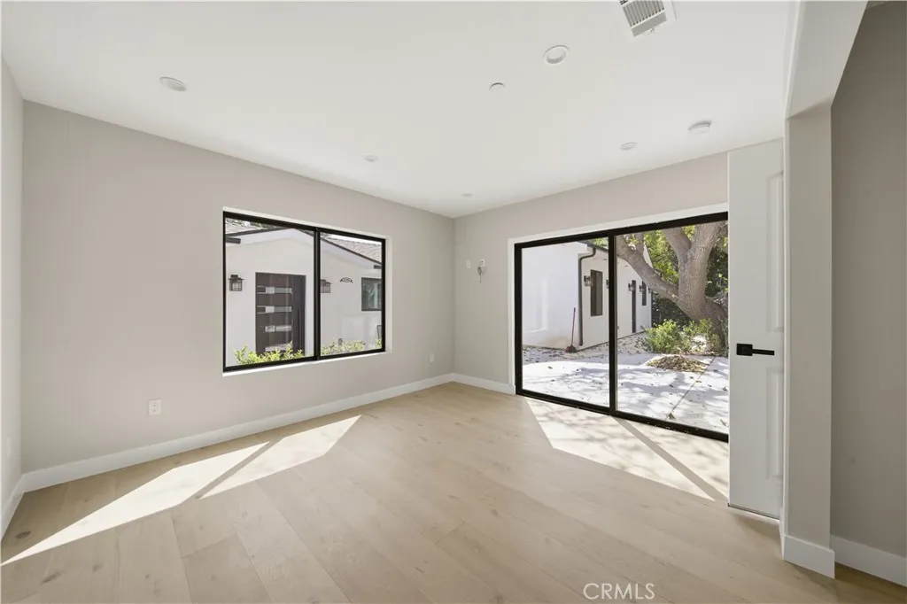 Additional image 27 of 8542 De Celis Pl, North Hills, CA 91343
