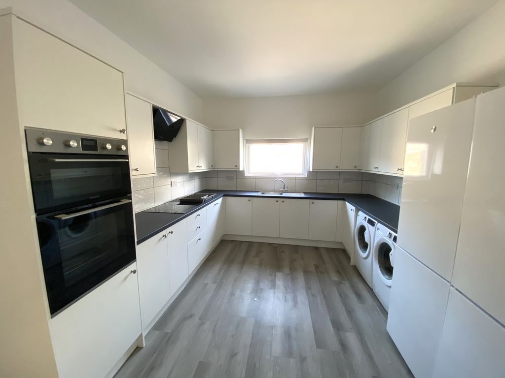 5 bed terraced house to rentPentre Street, Cardiff CF11
