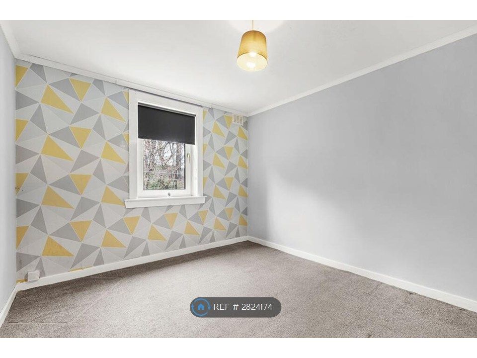 Additional image 10 of 2 bed flat to rentElm Avenue, Renfrew PA4
