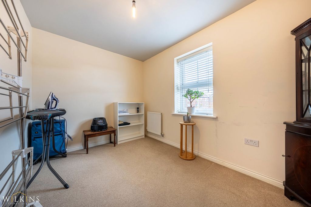Additional image 10 of 2 bed flat to rentBrights Road, Nuneaton, Warwickshire CV10