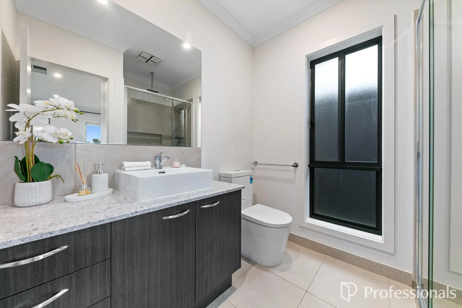 Additional image 3 of 17 Tanbar Street, Fraser Rise VIC 3336
