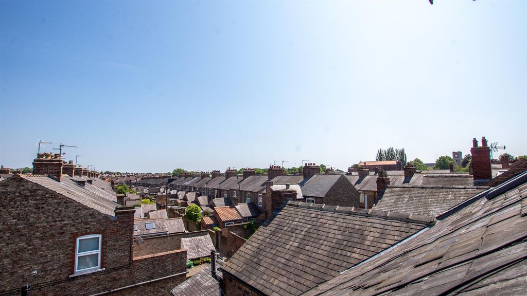 Additional image 9 of 3 bed terraced house to rentAlbemarle Road, South Bank, York YO23