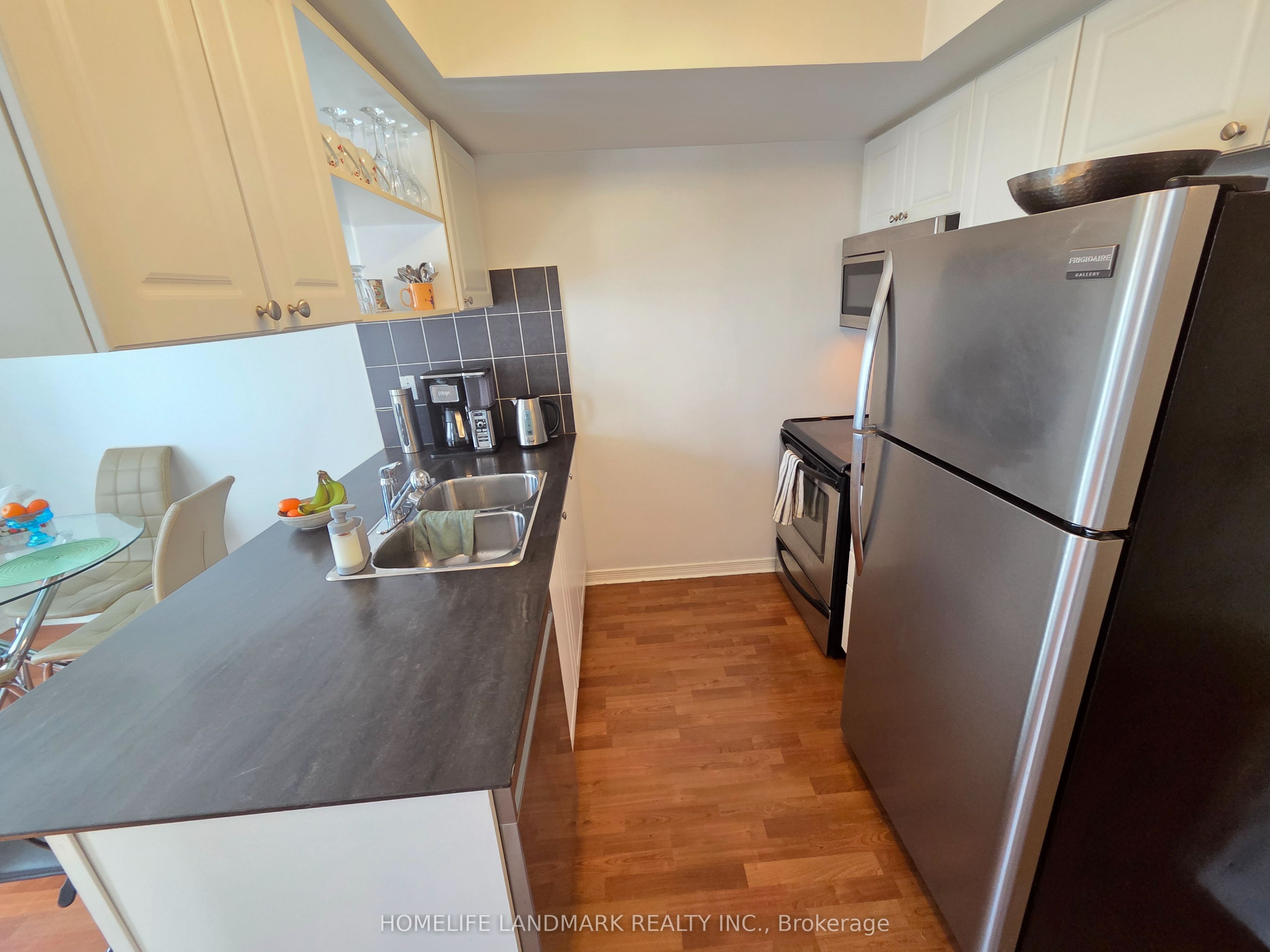 Additional image 6 of 2-74 Munro Street, Toronto, ON, M4M 2S9