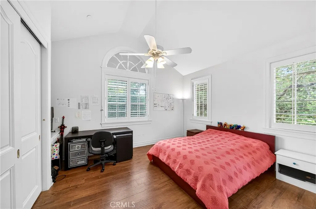 Additional image 32 of 465 W Highland Avenue, Sierra Madre, CA 91024