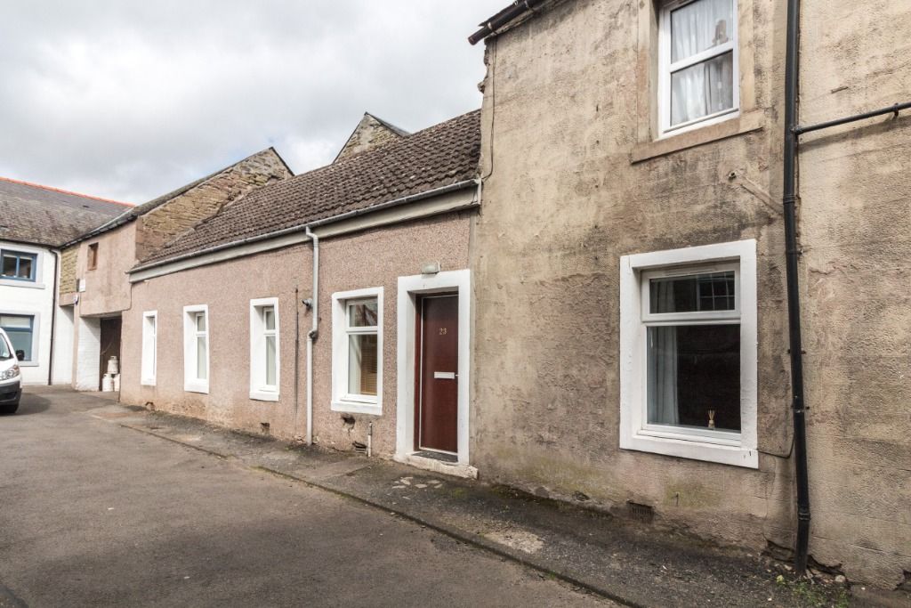 2 bed terraced house to rentEast High Street, Forfar, Angus DD8