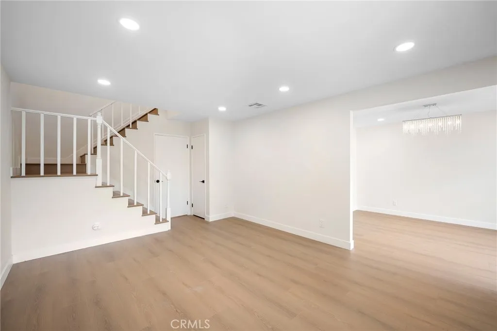 Additional image 36 of 8601 Sunland Boulevard Unit 5, Sun Valley, CA 91352