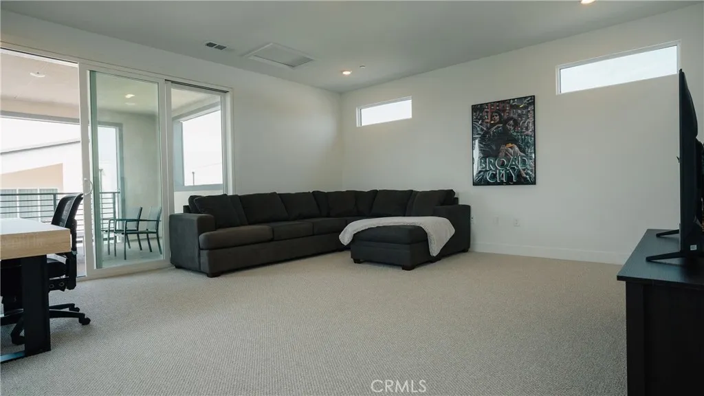 Additional image 31 of 241 Proctor, Irvine, CA 92618