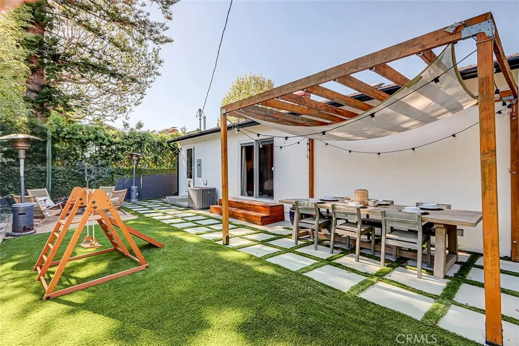 Additional image 27 of 11912 Mccune Ave, Los Angeles, CA 90066