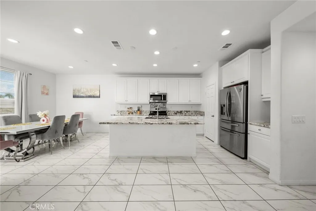 Additional image 7 of 370 Campbell Court, Santa Paula, CA 93060