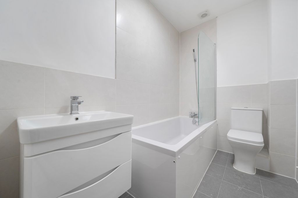 Additional image 11 of 1 bed flat to rentHigh Street, Maidenhead SL6