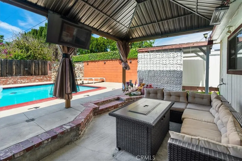 Additional image 65 of 22111 Covello St, Canoga Park, CA 91303