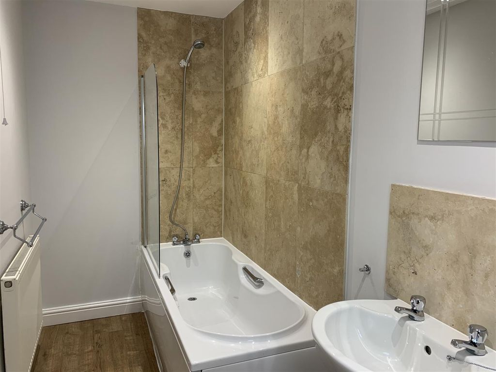 Additional image 4 of 2 bed town house to rentStable Court, The Archway, Market Weighton YO43