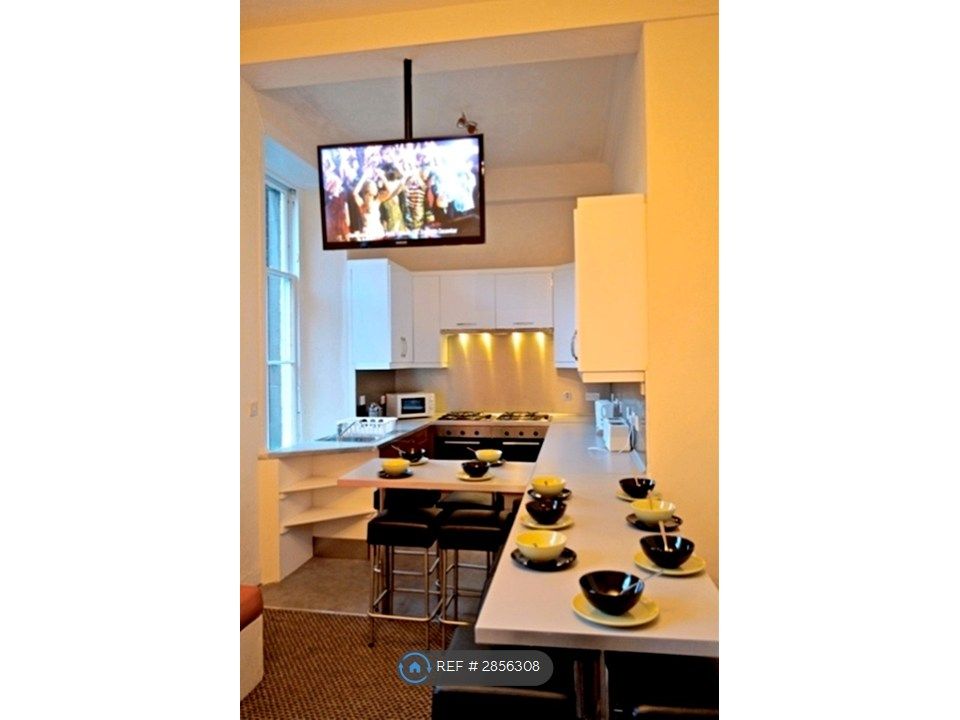 7 bed flat to rentClifton Terrrace, Edinburgh EH12