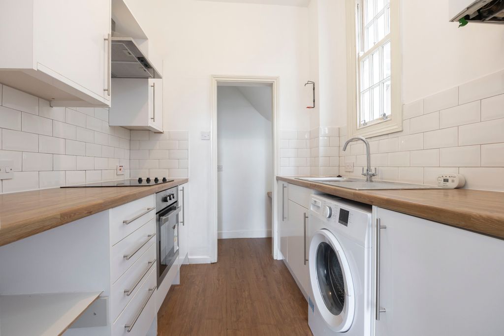 1 bed flat to rentWinchcombe Street, Cheltenham GL52