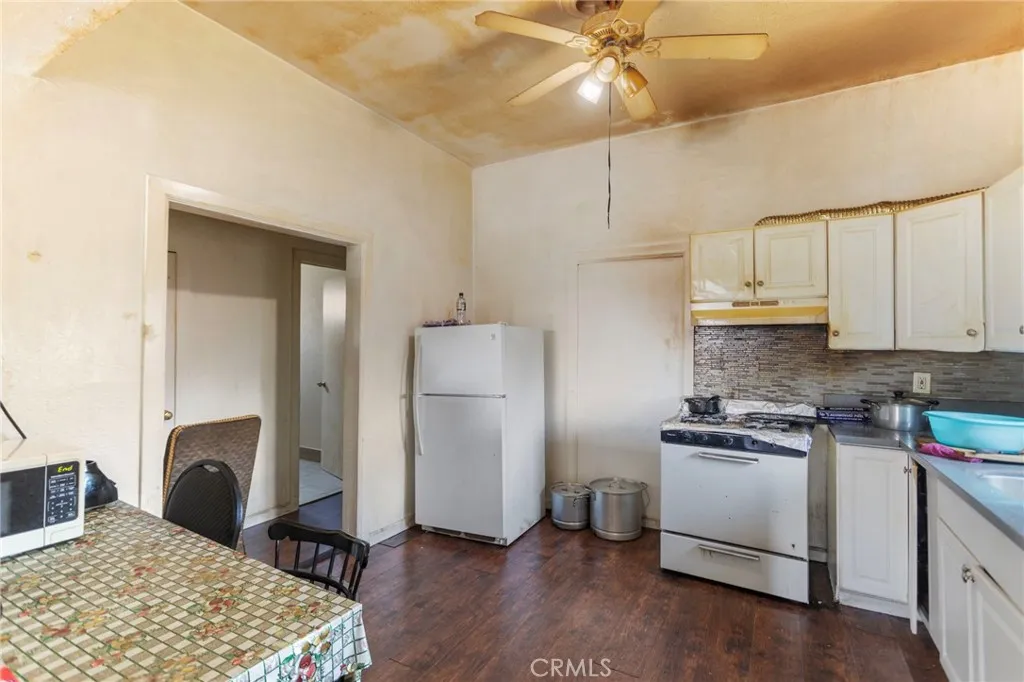 Additional image 35 of 1150 W Victoria Street, San Bernardino, CA 92411