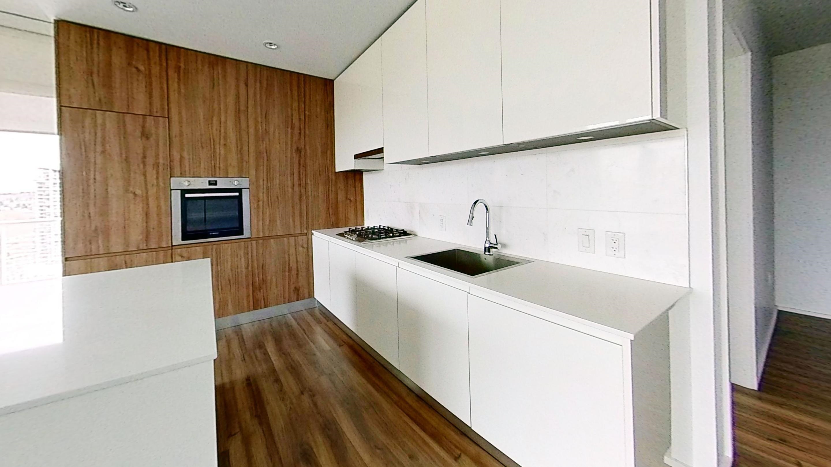 9xx-4650 Brentwood Boulevard, Burnaby, BC, V5C 0M3