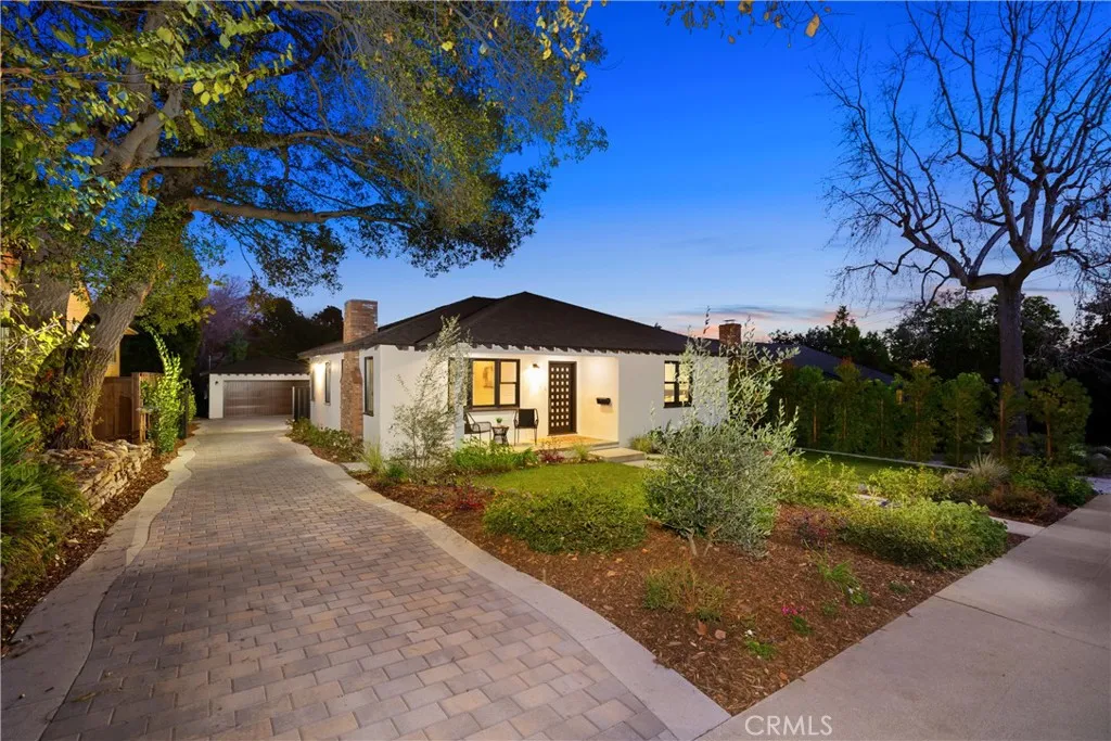 Additional image 3 of 230 N Sunnyside Avenue, Sierra Madre, CA 91024