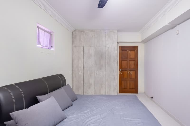 758 Pasir Ris Street 71 photo 3