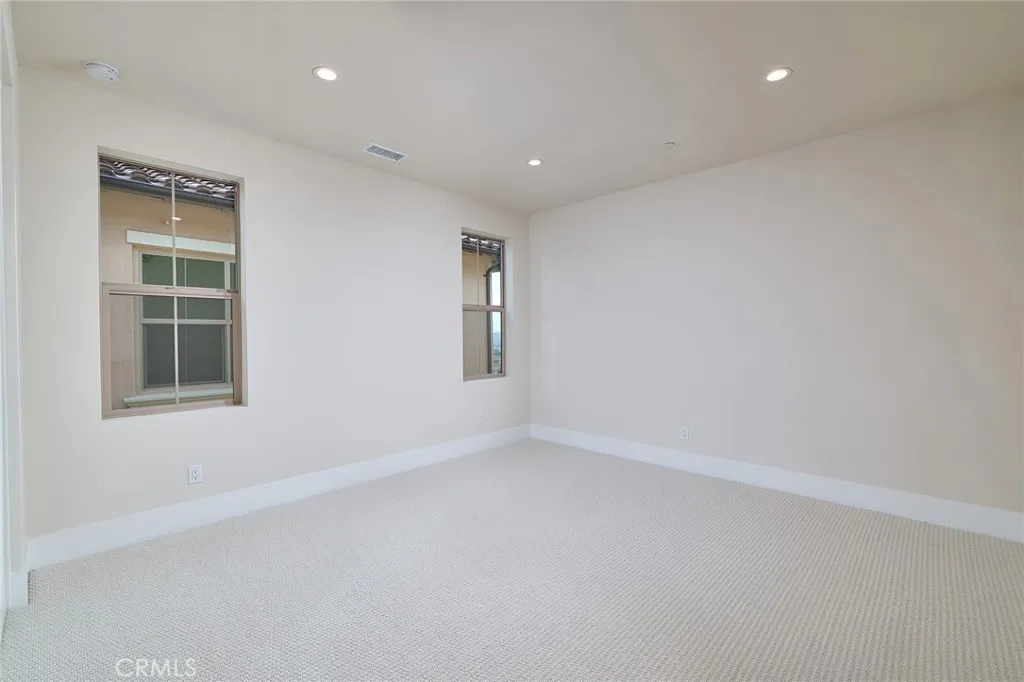Additional image 46 of 103 Oakstone, Irvine, CA 92618