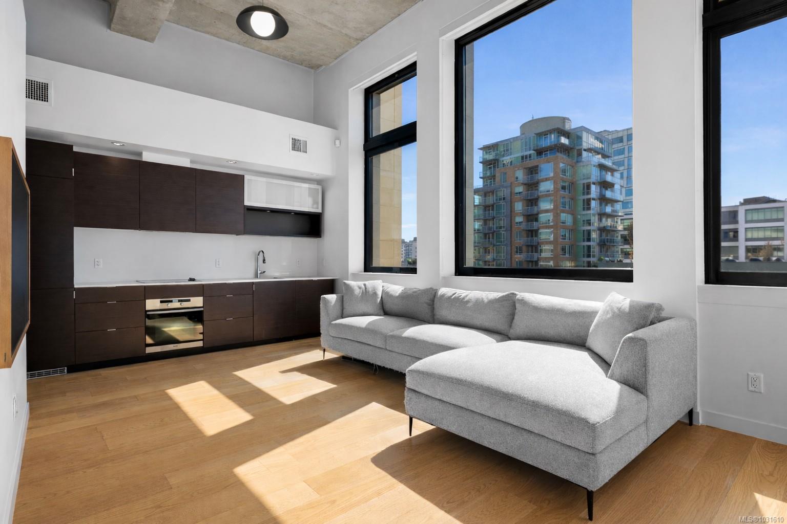 Additional image 3 of 304-770 Fisgard Street, Victoria, BC, V8W 0B8