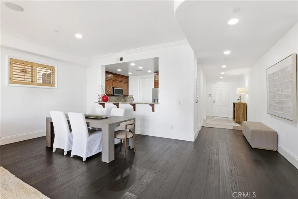 Additional image 35 of 143 N Arnaz Drive Unit 105, Beverly Hills, CA 90211