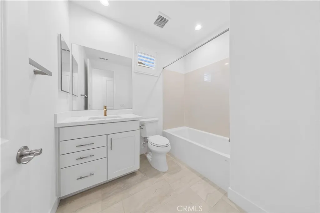 Additional image 91 of 112 Sentosa, Irvine, CA 92618