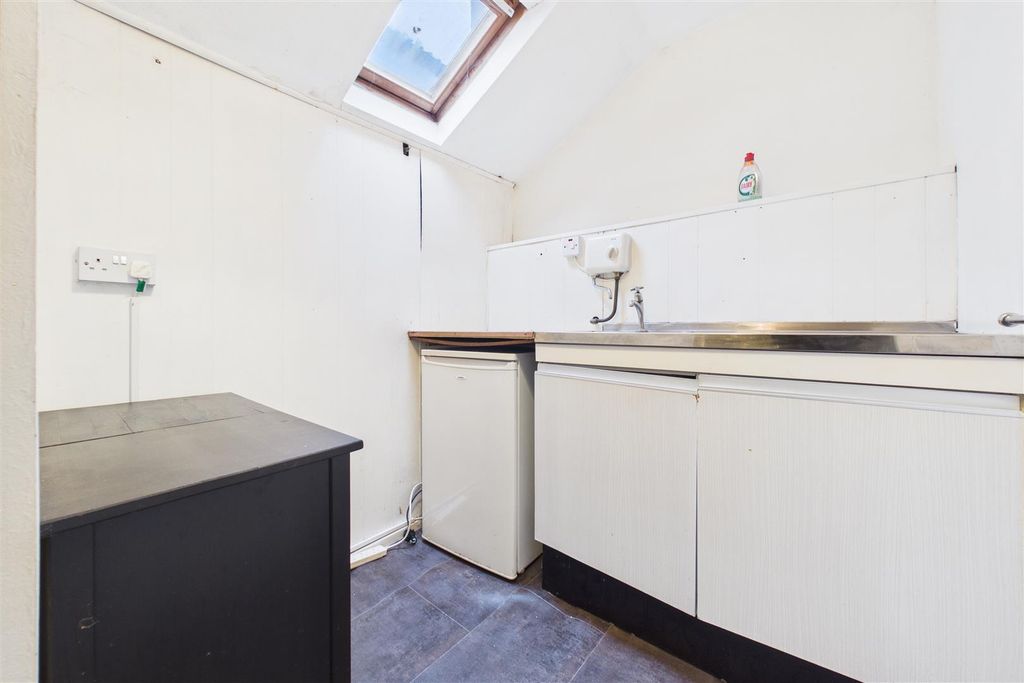Additional image 15 of 2 bed semi-detached house for saleWaters Lane, Westbury-On-Trym, Bristol BS9