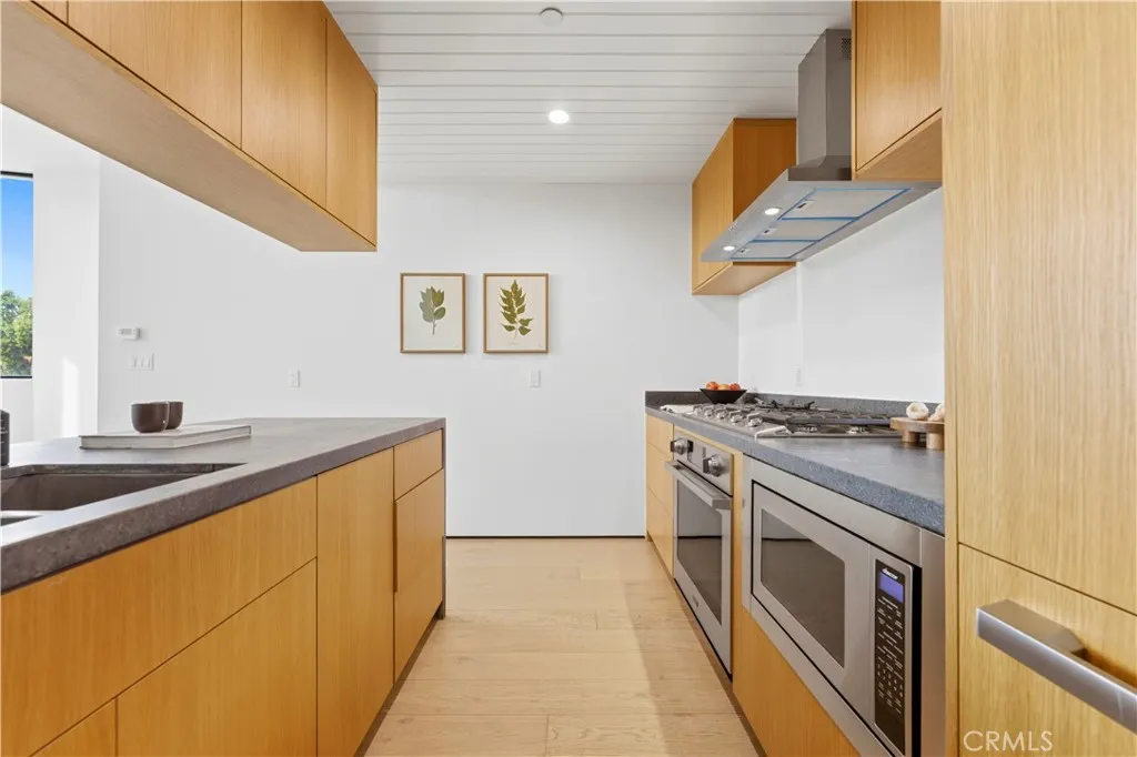 Additional image 8 of 3601 Mclaughlin Avenue, Los Angeles, CA 90066