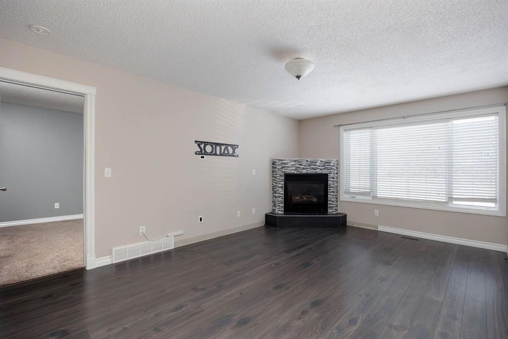 Additional image 3 of 213 Swanson Crescent, Fort Mcmurray, AB, T9K 2V9