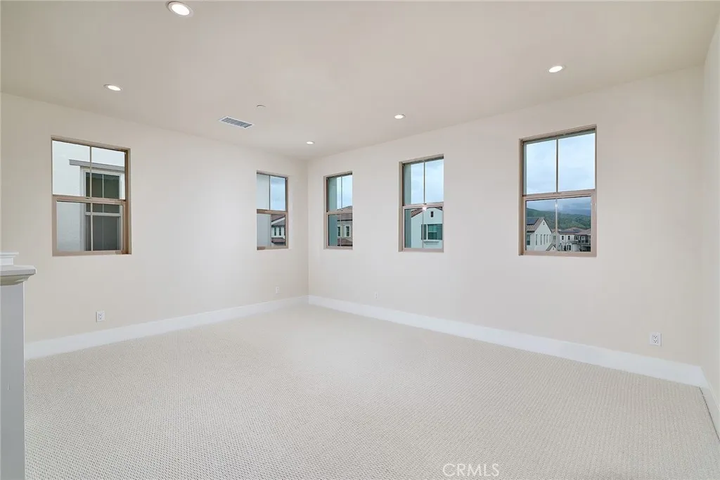 Additional image 93 of 103 Oakstone, Irvine, CA 92618
