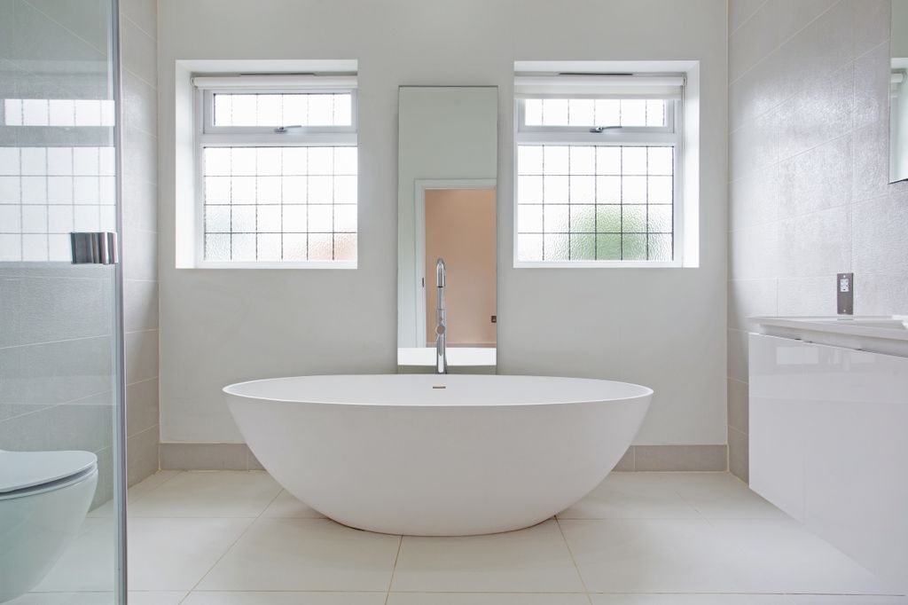 Additional image 5 of 5 bed detached house to rentHanyards Lane, Cuffley, Potters Bar EN6