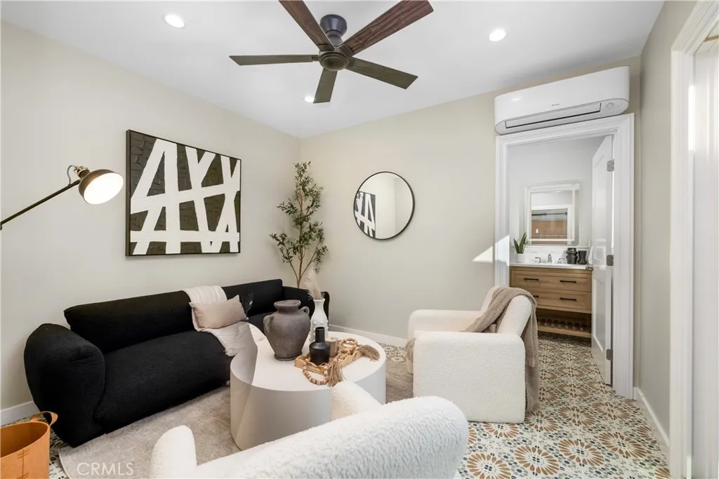 Additional image 114 of 230 N Sunnyside Avenue, Sierra Madre, CA 91024