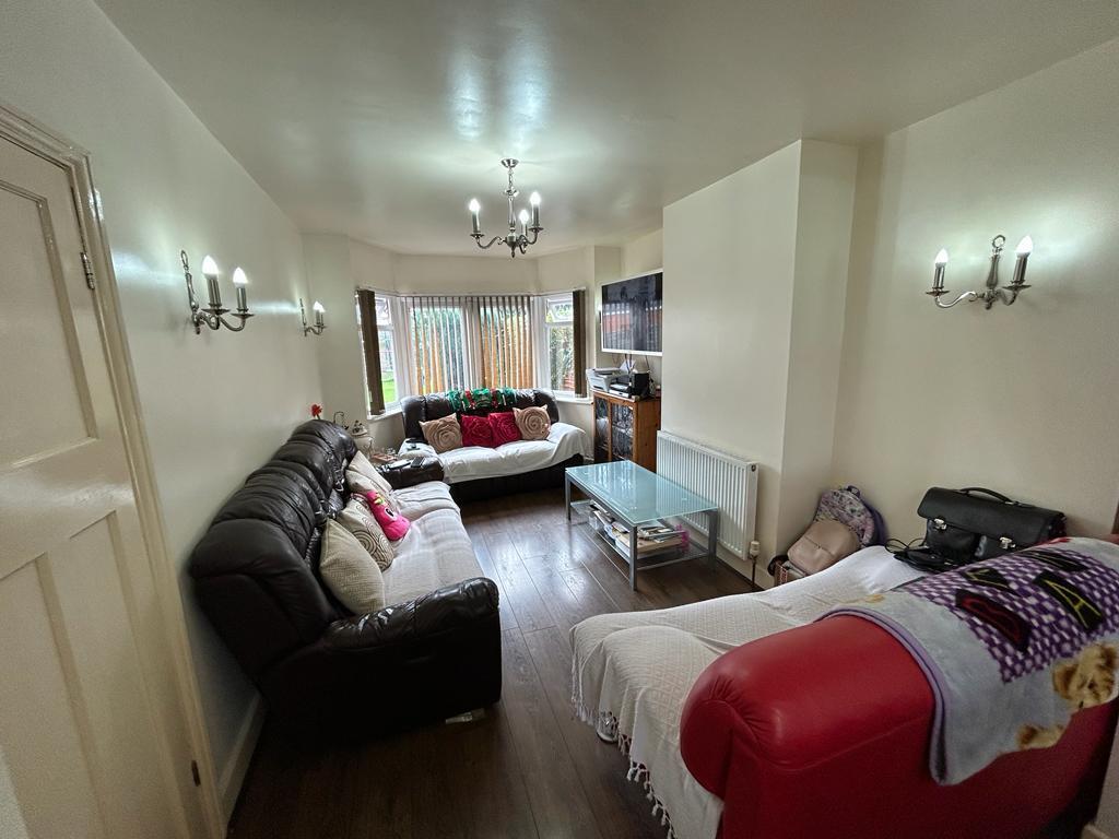 Additional image 2 of Lyndon Road, B92