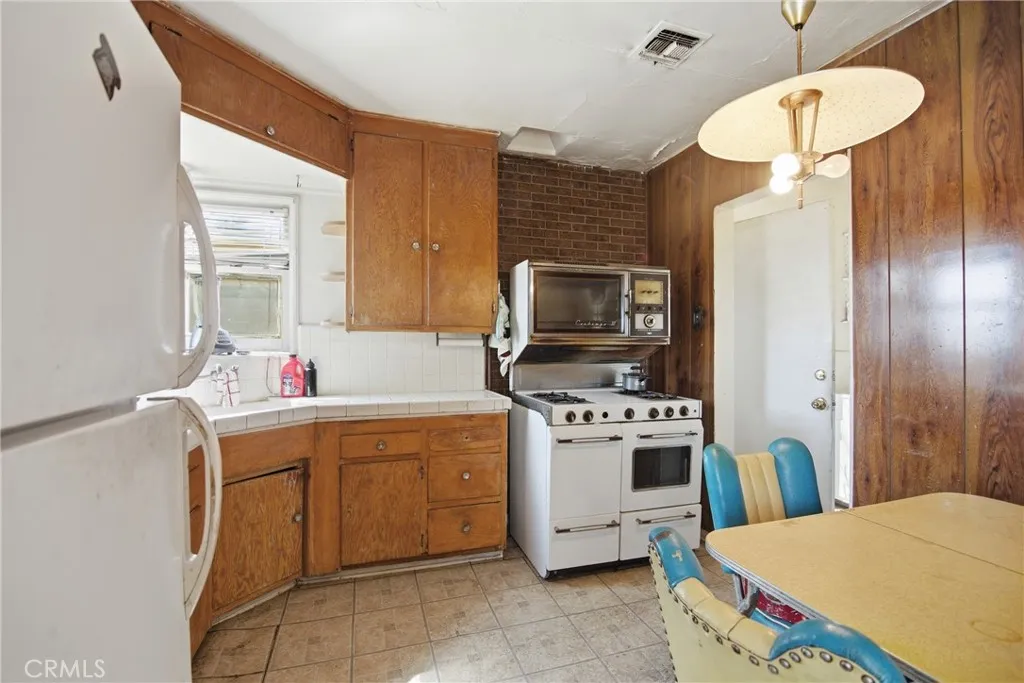 Additional image 6 of 615 N Grandee Ave, Compton, CA 90220