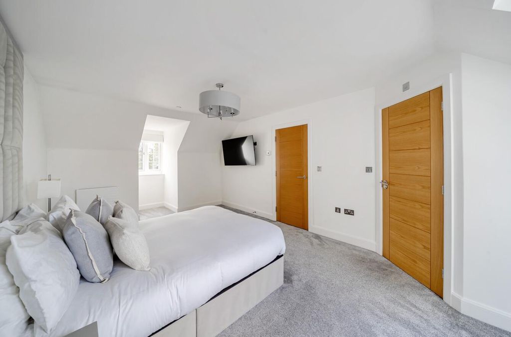 Additional image 18 of 4 bed semi-detached house for saleMillwood Gardens, Killay, Swansea SA2