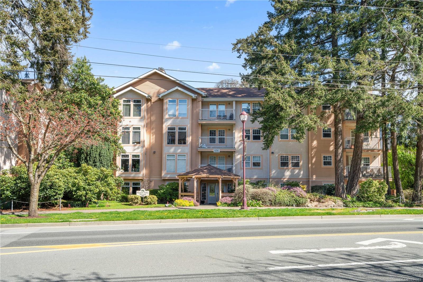 105-606 Goldstream Avenue, Langford, BC, V9B 2W8
