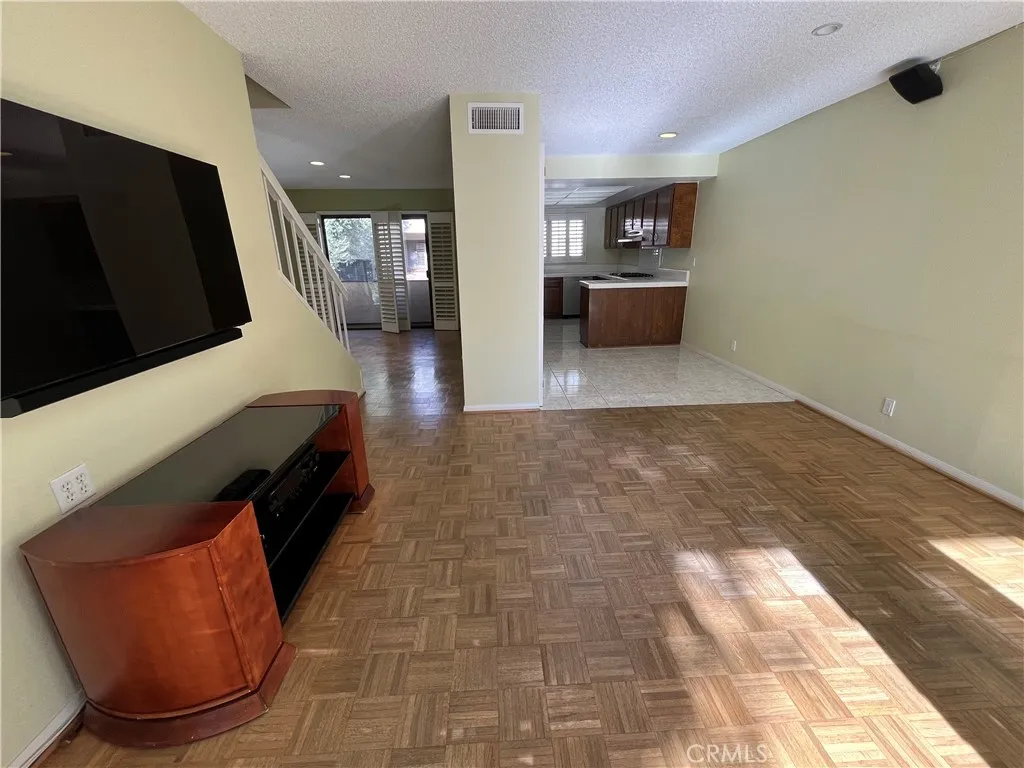 Additional image 21 of 21801 Burbank Blvd Unit 83, Woodland Hills, CA 91367