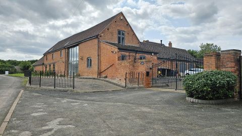 Oak Barn, Attleboro Lane, Birmingham B46