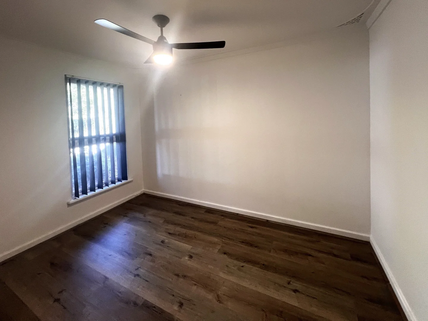 Additional image 5 of 42 Lantana Way, Camillo WA 6111