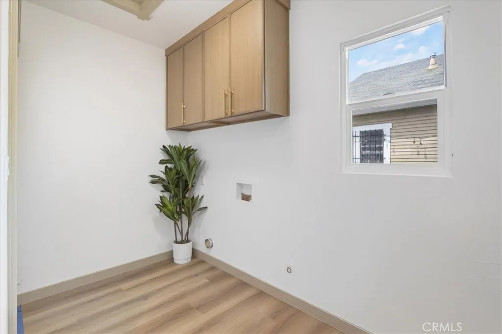 Additional image 98 of 4239 S Raymond Avenue, Los Angeles, CA 90037