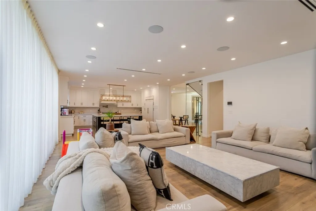 Additional image 73 of 5949 Rhodes Avenue, Valley Village, CA 91607