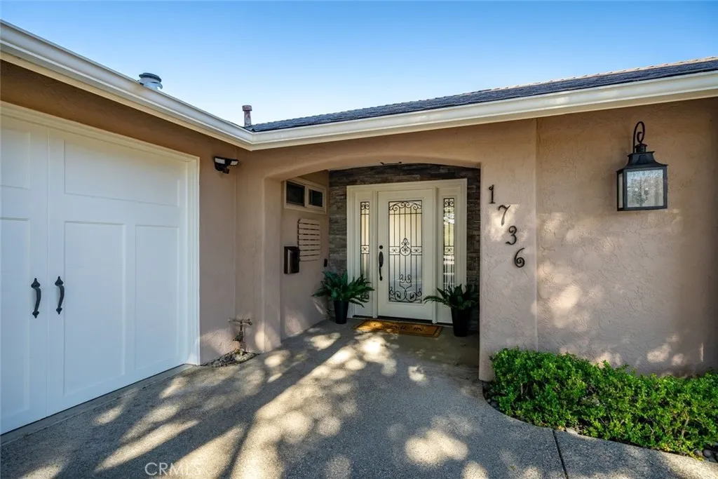 1736 Royal Court, San Luis Obispo, CA 93405 photo 3