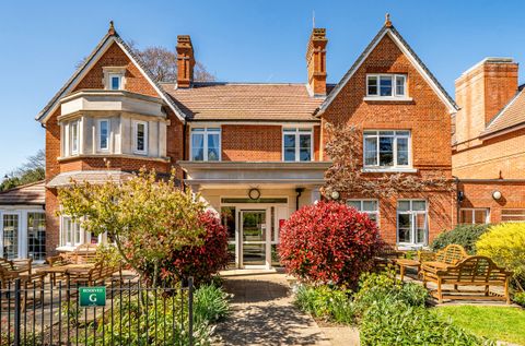 St. Pauls Cray Road, Chislehurst, Kent BR7