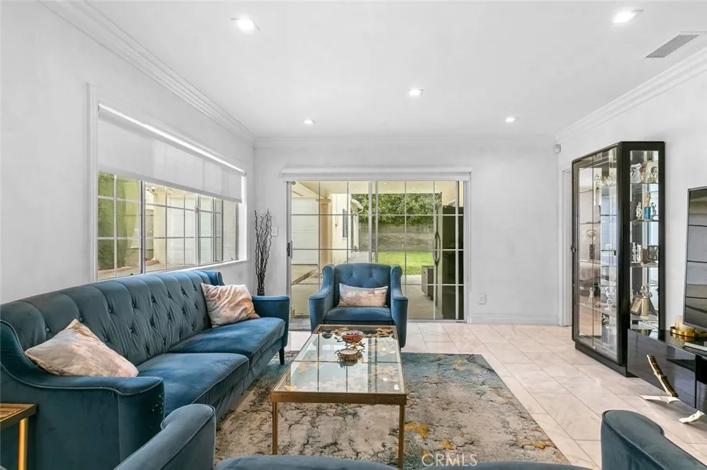 Additional image 21 of 2640 N Keystone Street, Burbank, CA 91504