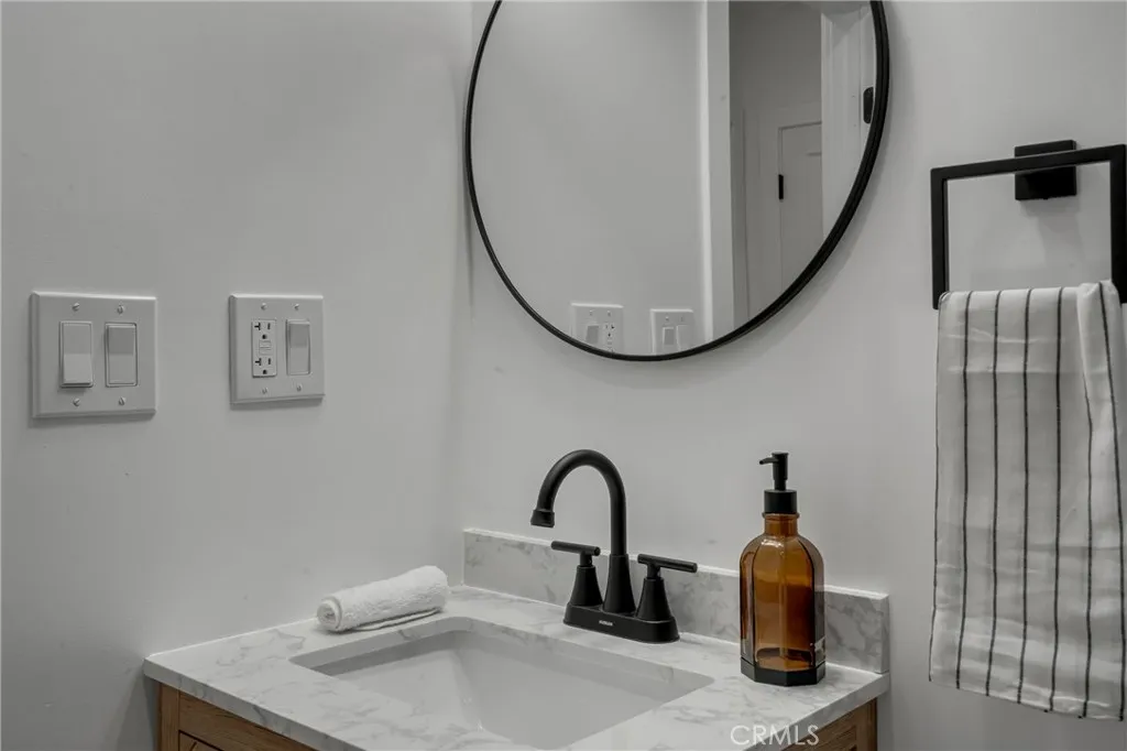 Additional image 33 of 1741 N Rose St, Burbank, CA 91505